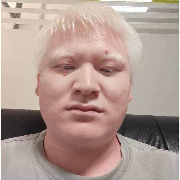 30岁岁安徽单身帅哥 - 东莞吉缘网