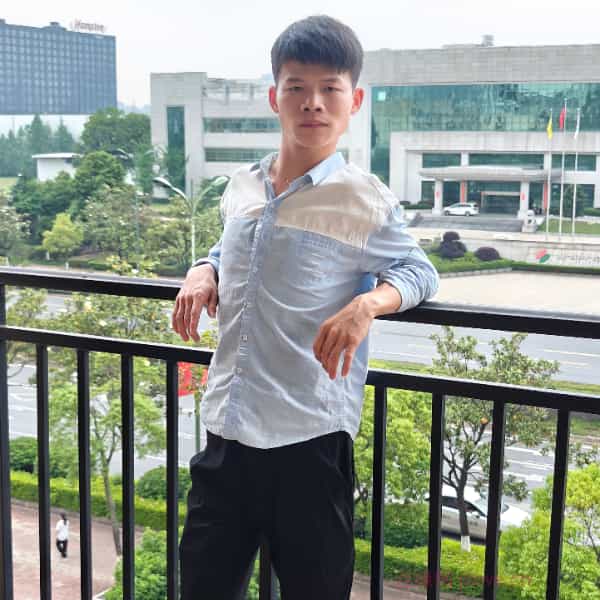 29岁岁湖南单身帅哥 - 东莞吉缘网
