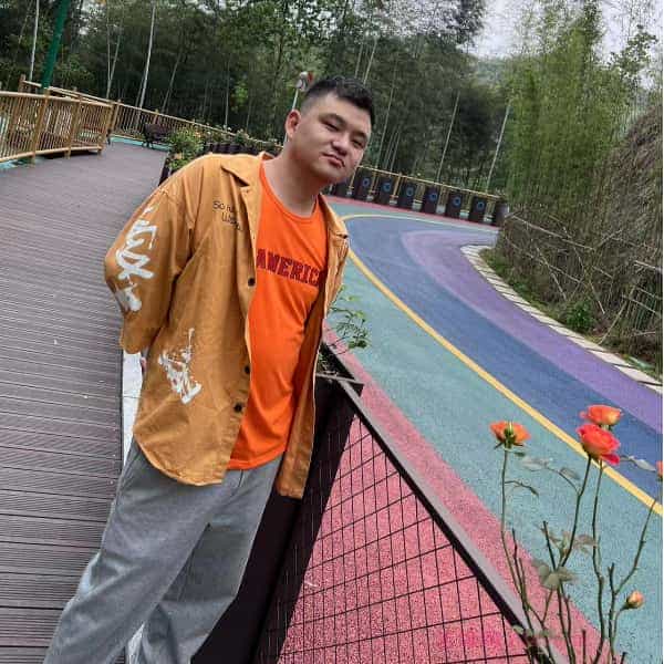 28岁岁湖南单身帅哥 - 东莞吉缘网